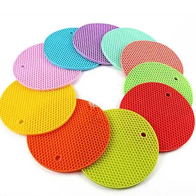 10pcs yellow silicone heat insulation coaster, waterproof and non-slip AZ17815