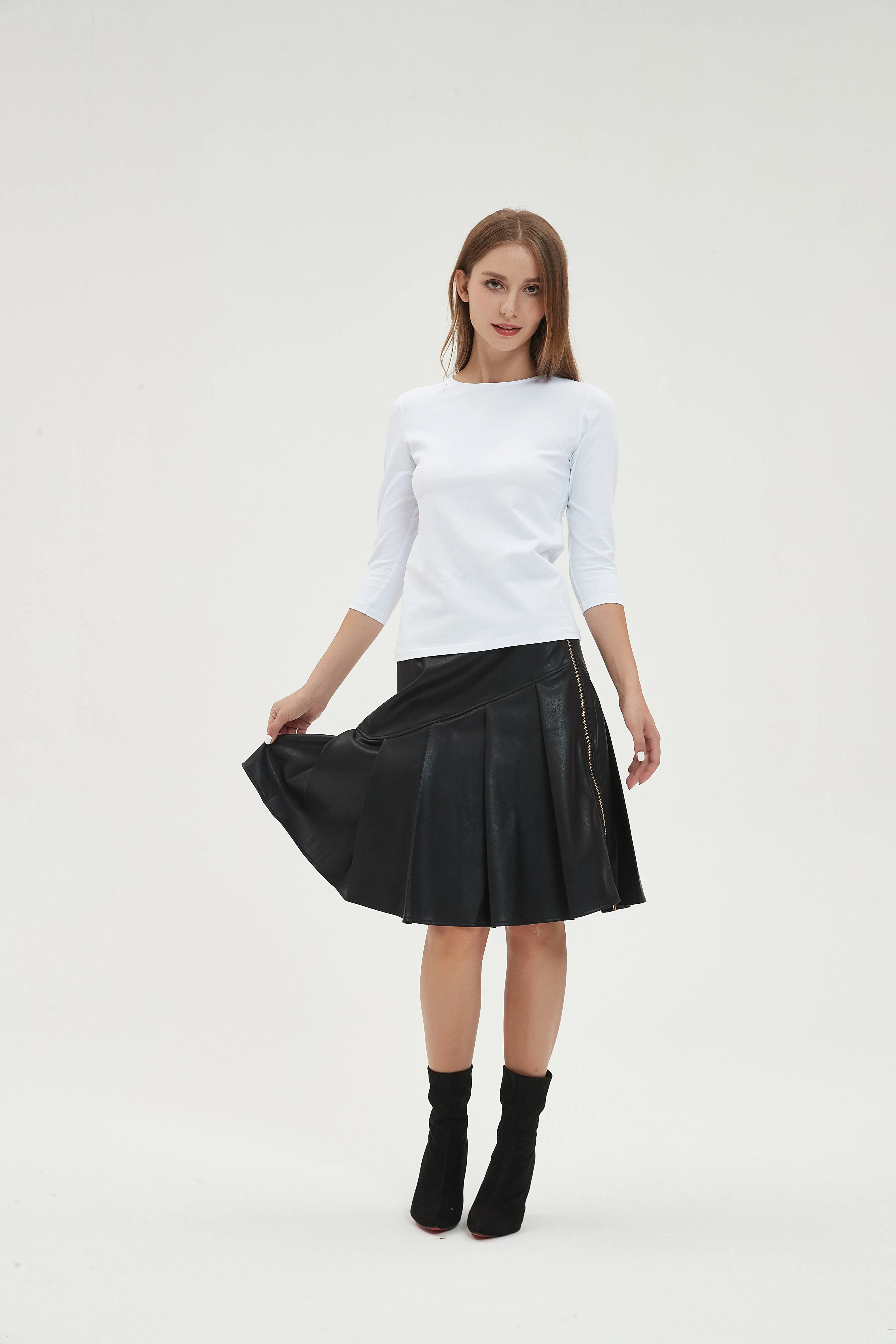 HALF PLEAT SKIRT byMM - BLACK LEATHER