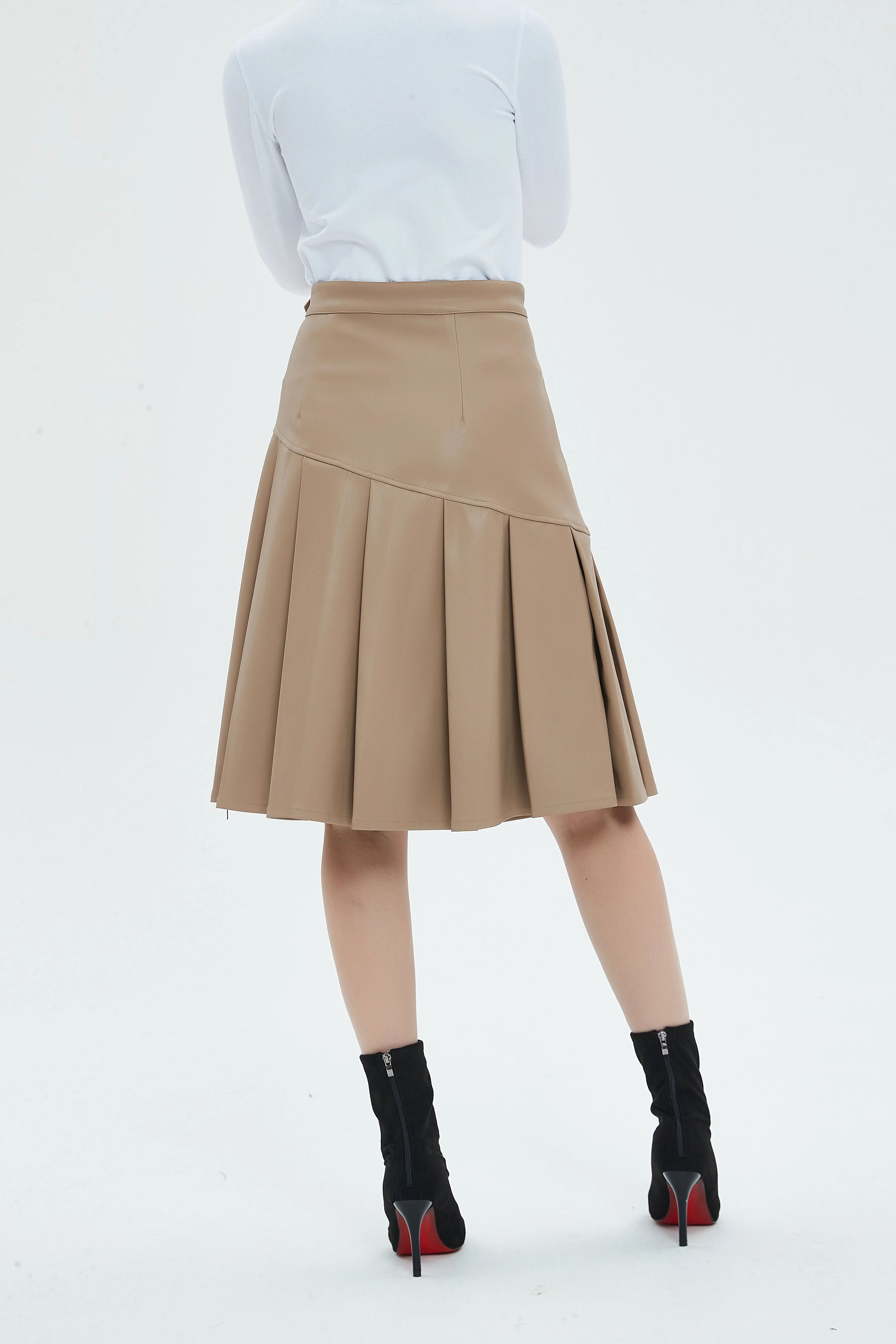 HALF PLEAT SKIRT byMM - LIGHT TAN LEATHER